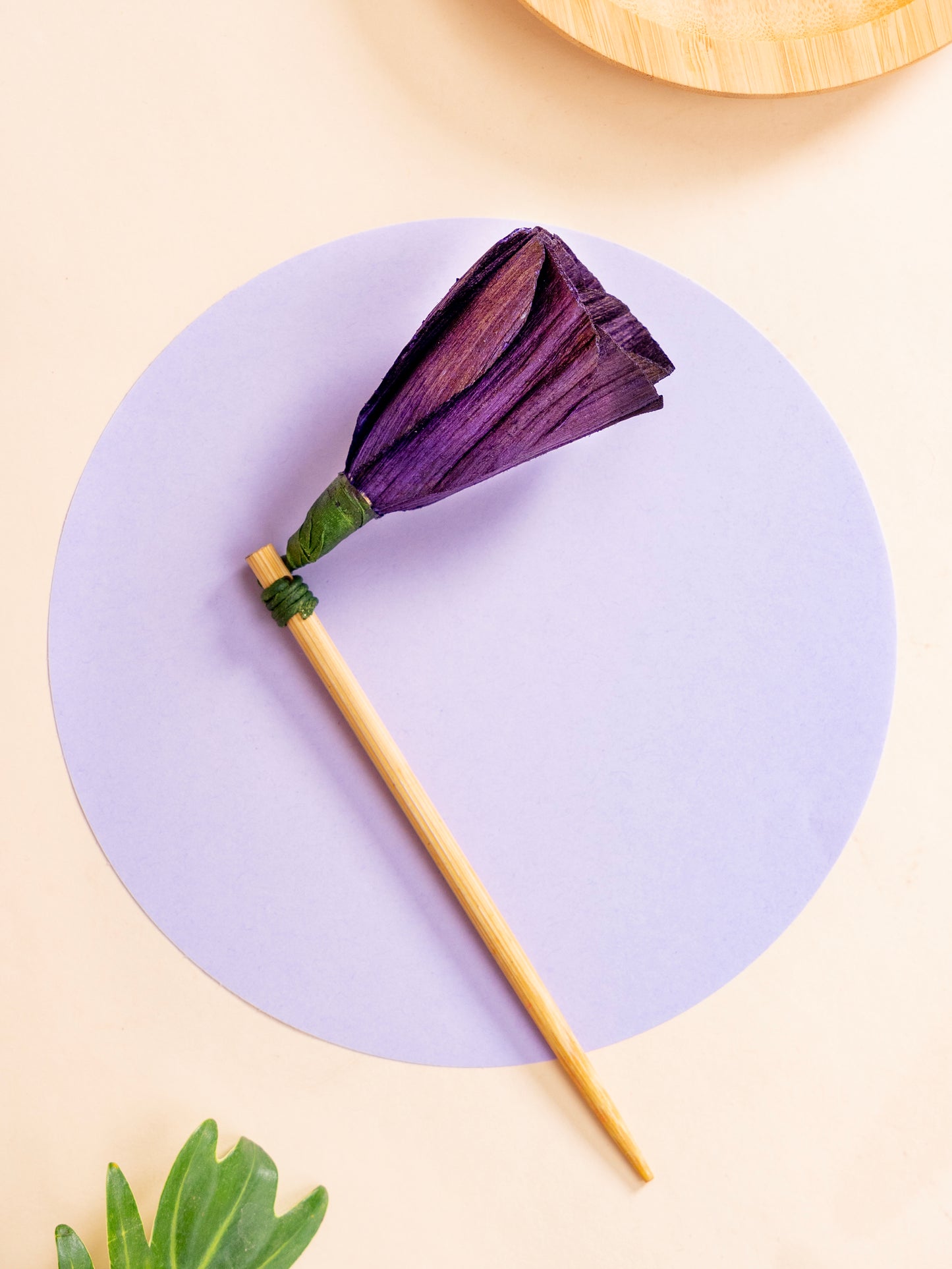 Tulip bun stick