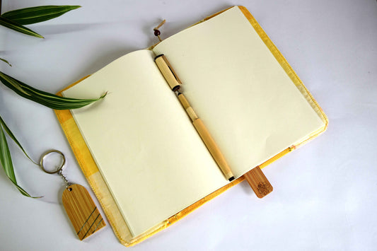 Lungi Journal Gift Hamper