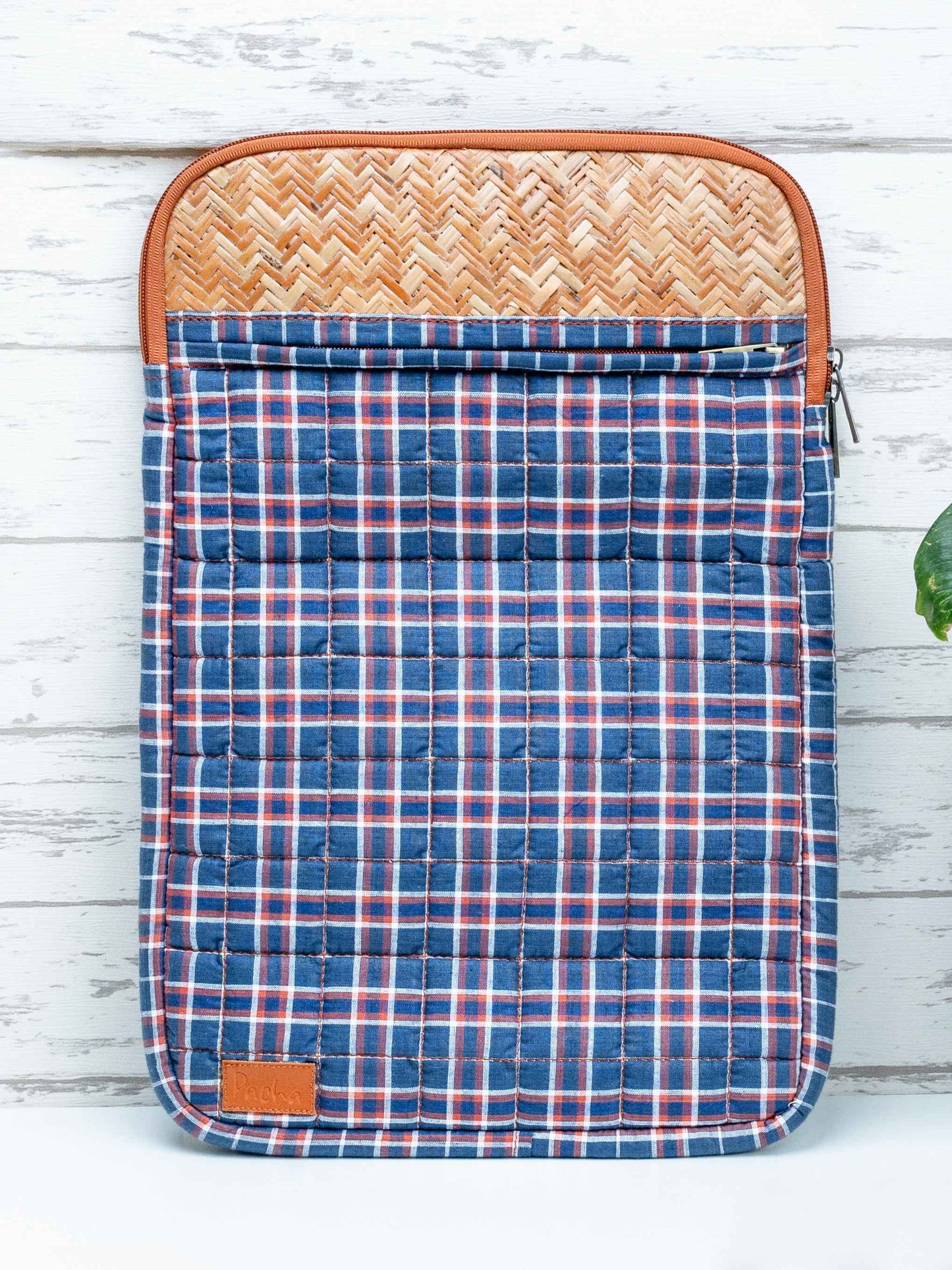 Ocean Lungi Laptop sleeve