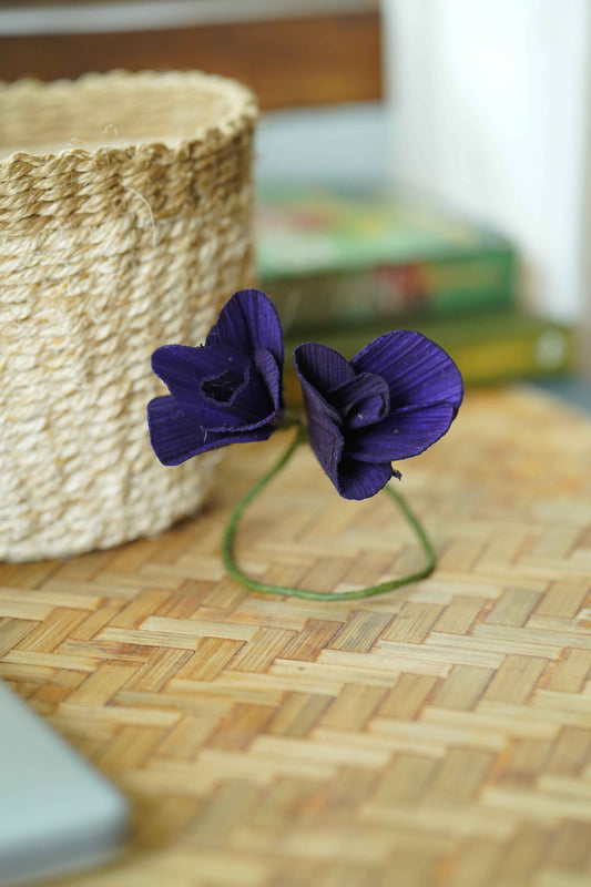 Tulip curtain tie