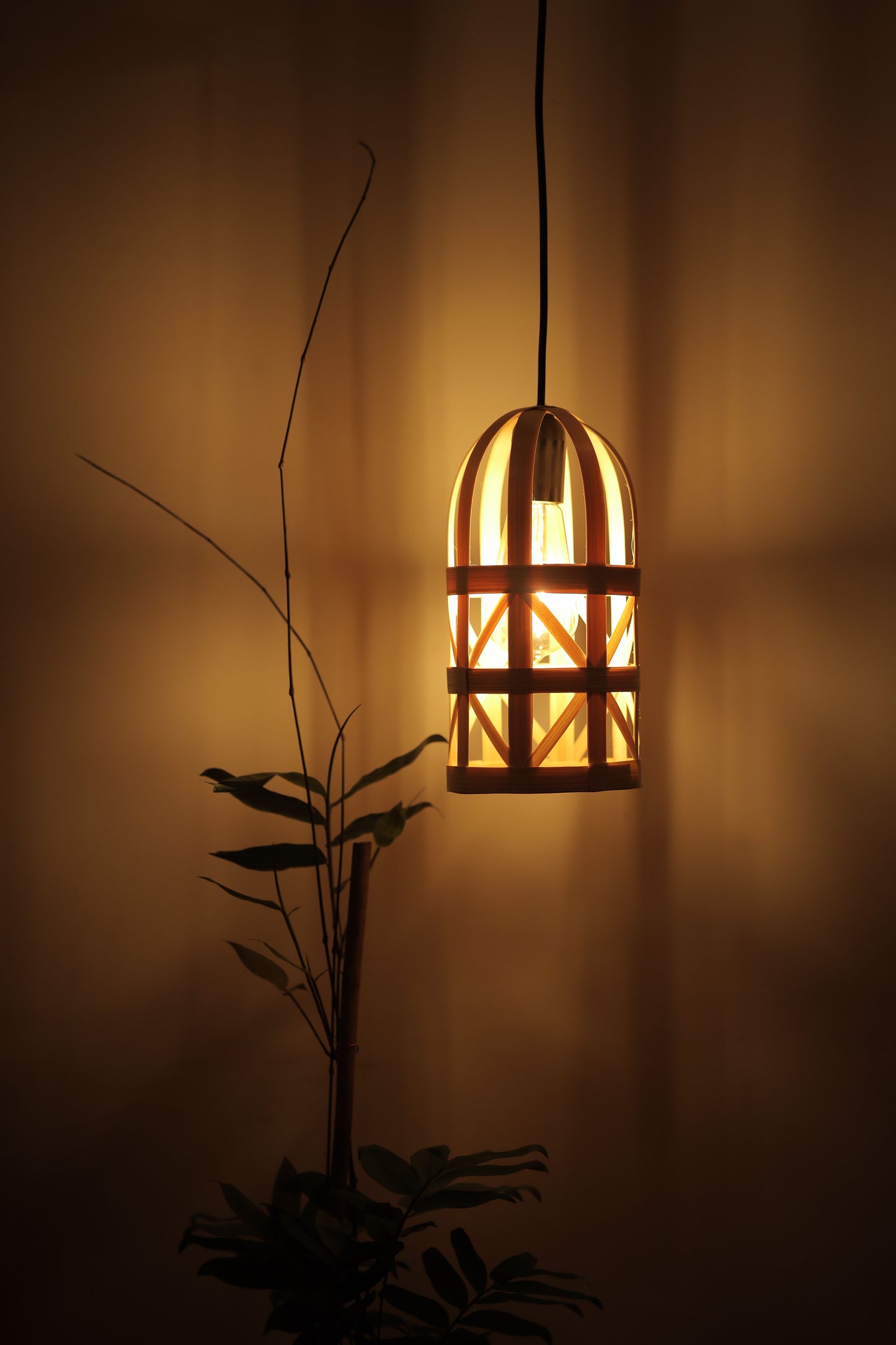 Crossroad bamboo pendant light