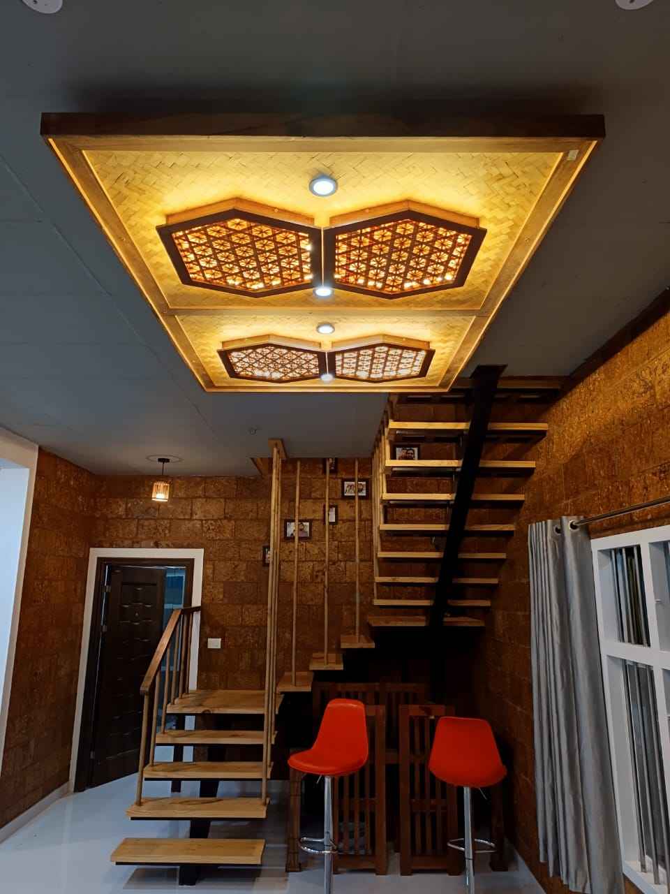 Ceiling light