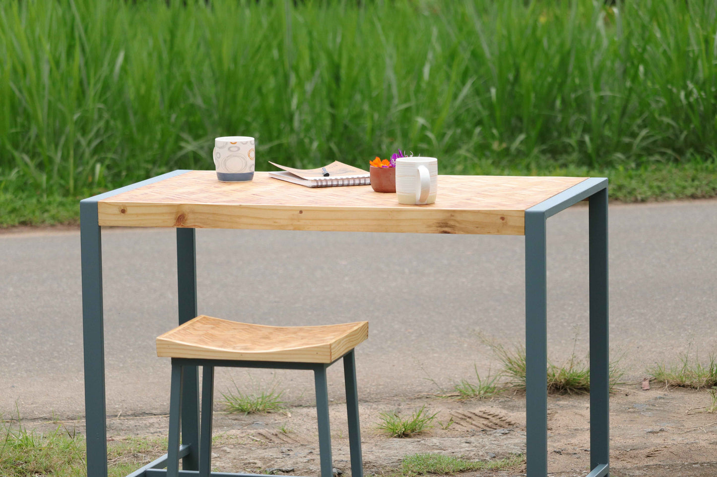 Table with stool