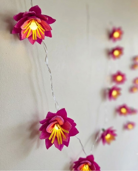Water Lily Poov String Light